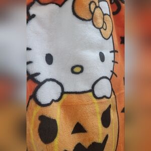 Hello Kitty Halloween blanket
